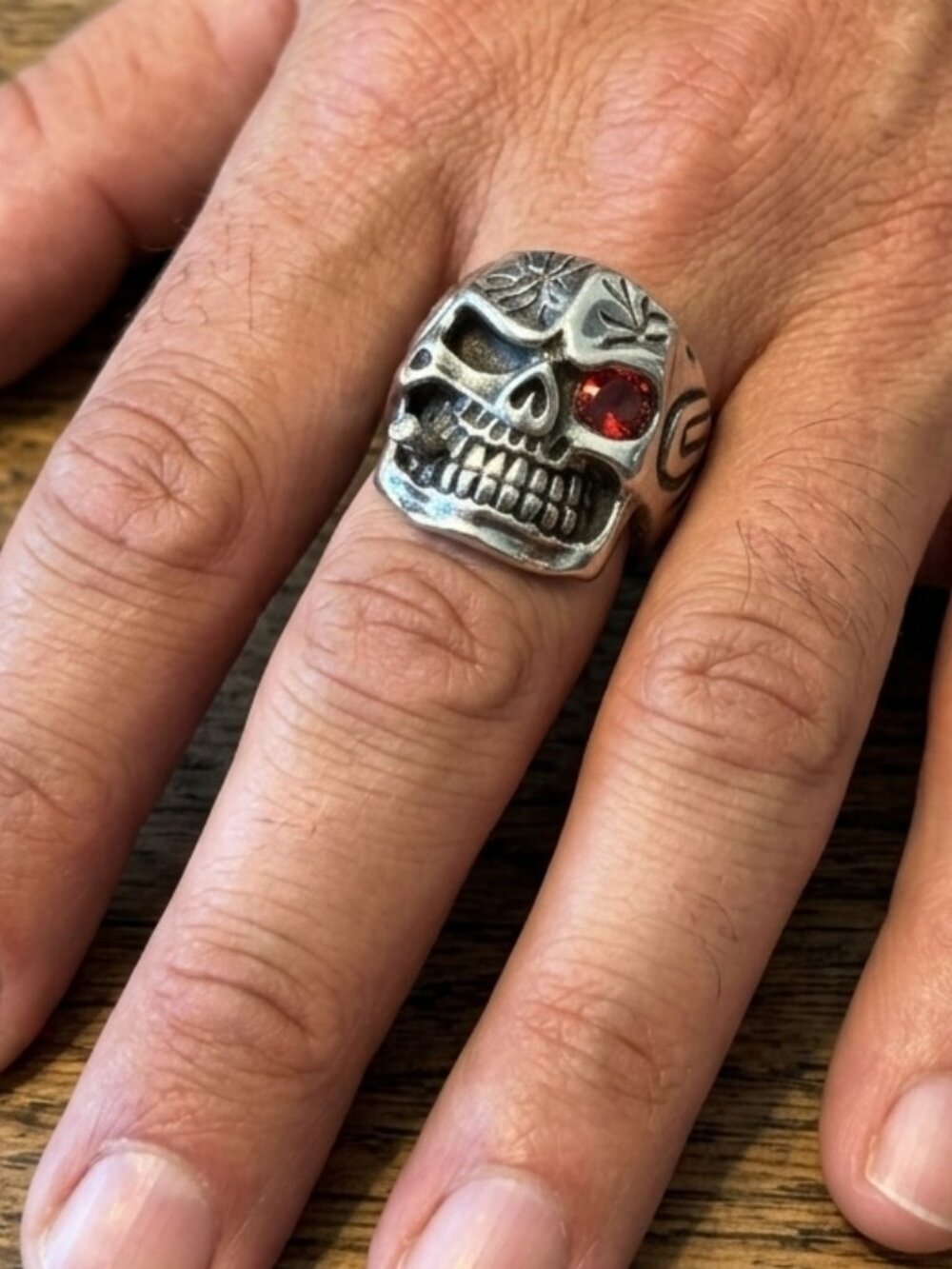 Skull Head Ring Solid Stainless Steel Red Glass Stone size 10 Biker Halloween